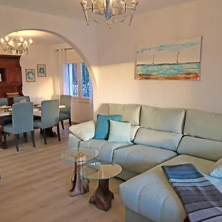 Casa Geminis I